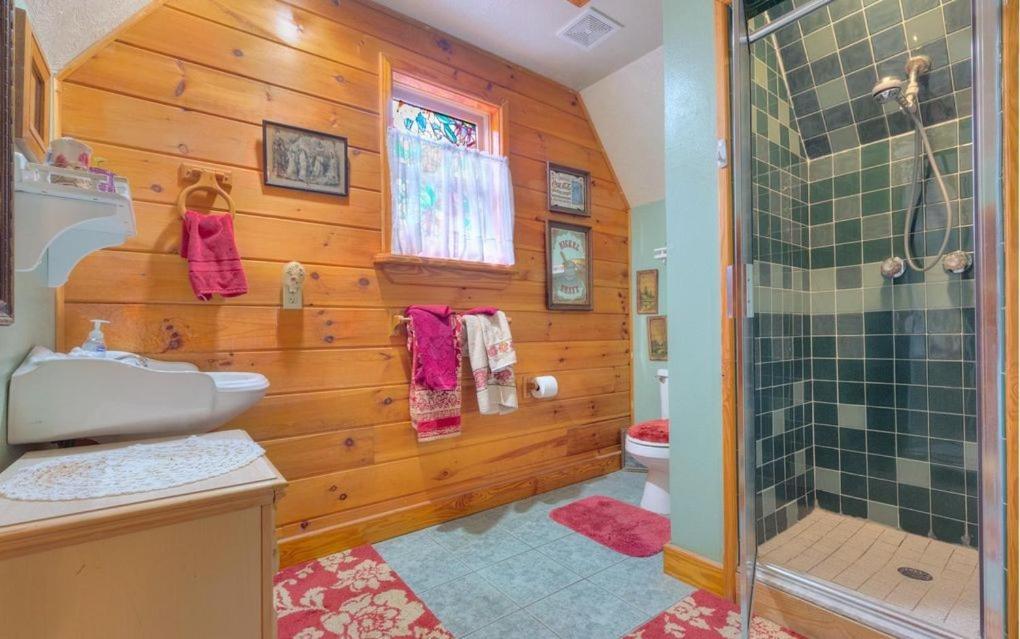 Cabin On The Lake Lake Helen エクステリア 写真