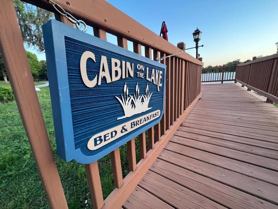 Cabin On The Lake Lake Helen エクステリア 写真